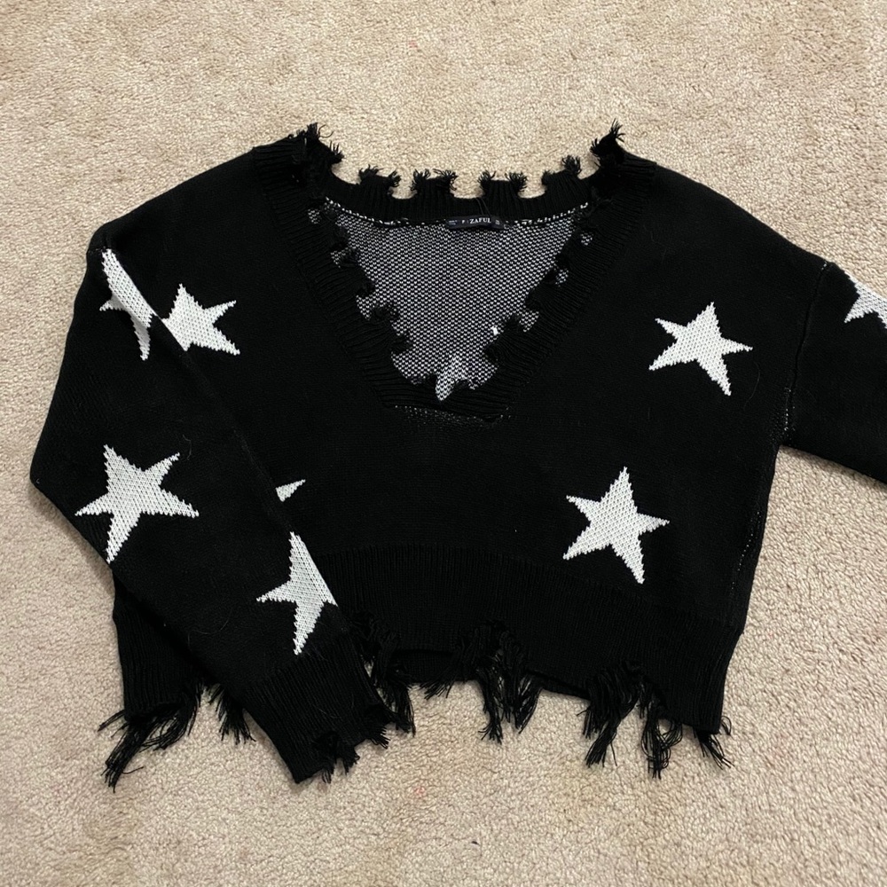 Star printed frayed cropped sweater